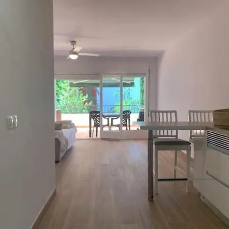 Pau Picasso - Estudio Con Piscina Y Terraza * Tossa de Mar