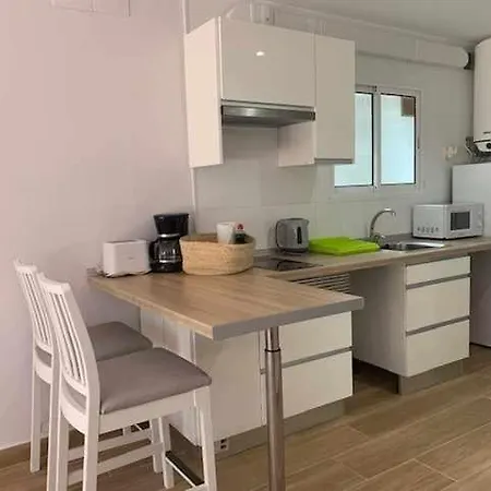 公寓 De Un Solo Ambiente Con Terraza Y Piscina Y *